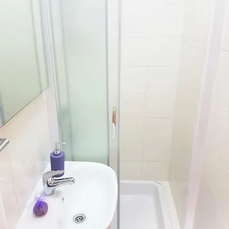 Ivana With Private Bathroom - Center Of Πανσιόν